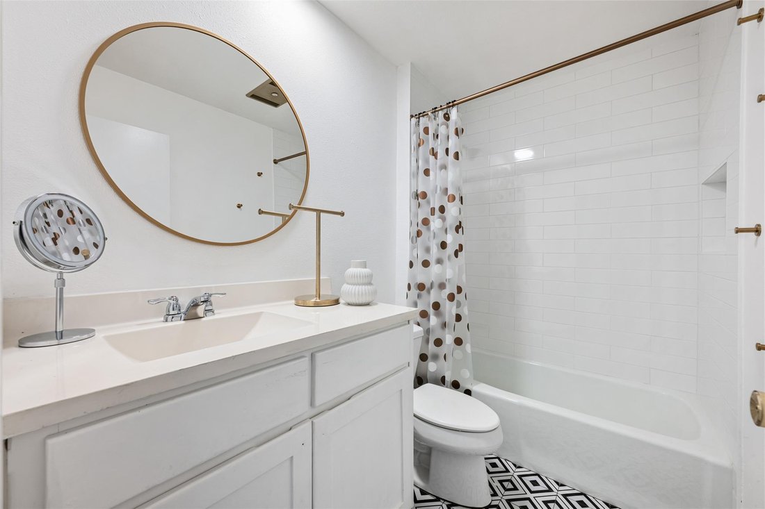 House in Austin, Texas, United States 5 - 17942512
