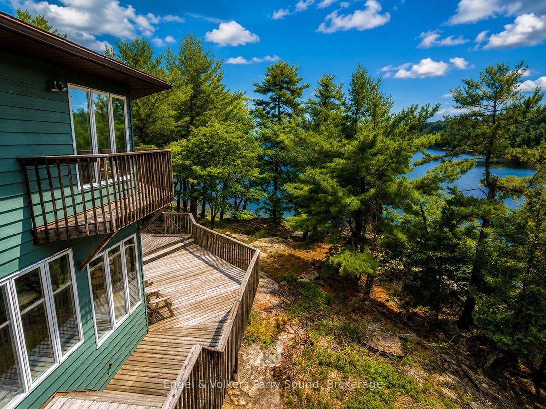 House in Parry Sound, Ontario, Canada 5 - 17934639