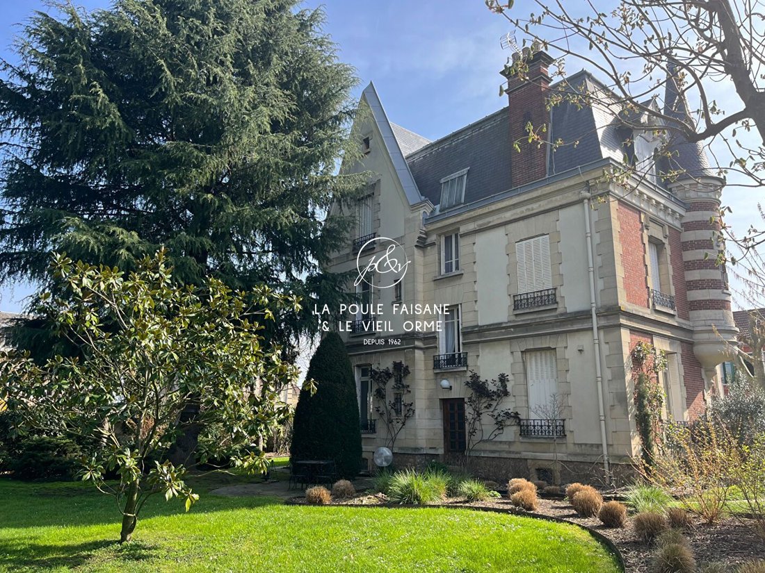 House in Mantes-la-Jolie, Ile-de-France, France 2 - 16947668