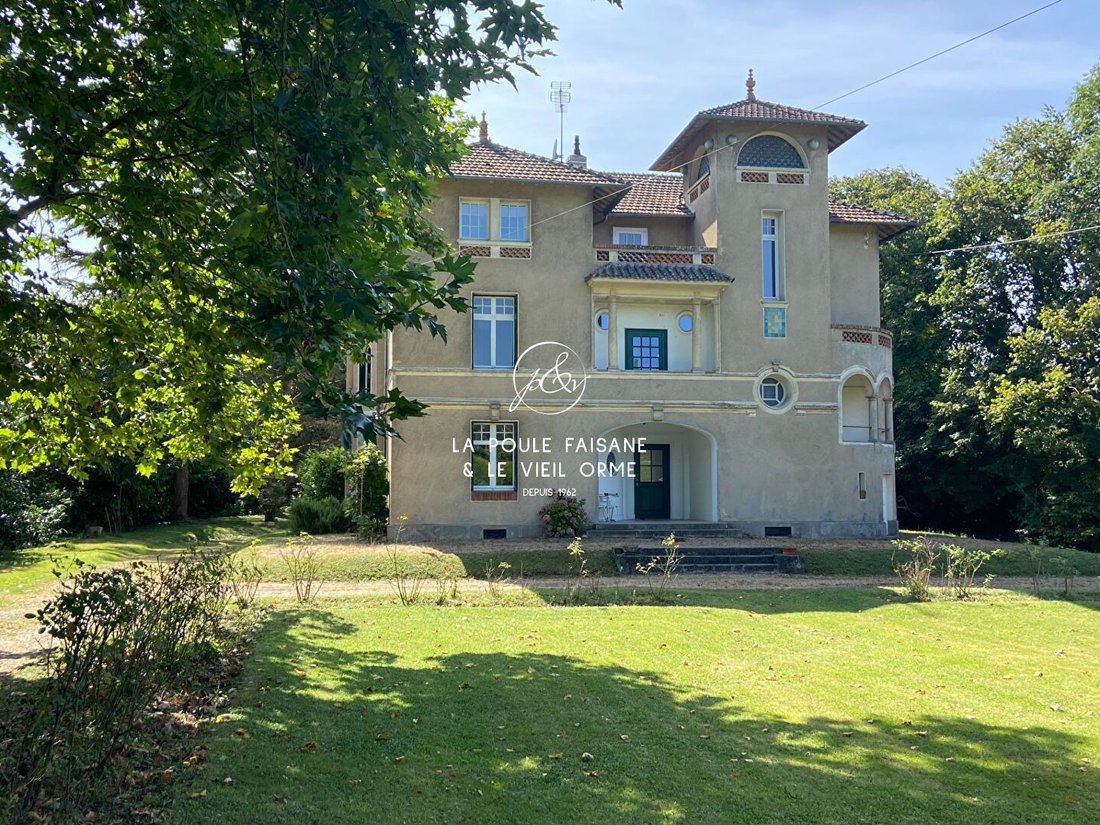 House in Rambouillet, Ile-de-France, France 1 - 15929079