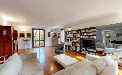 Villa in Cernusco sul Naviglio, Lombardy, Italy 1