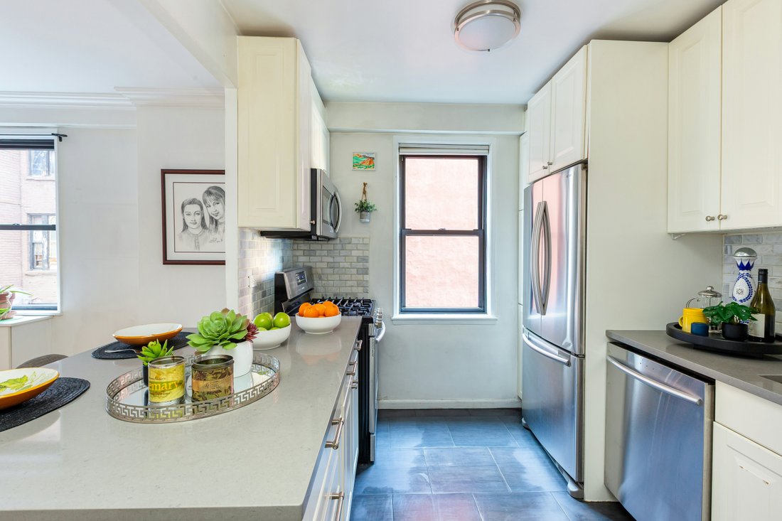 Co Op in New York, New York, United States 2 - 17862341