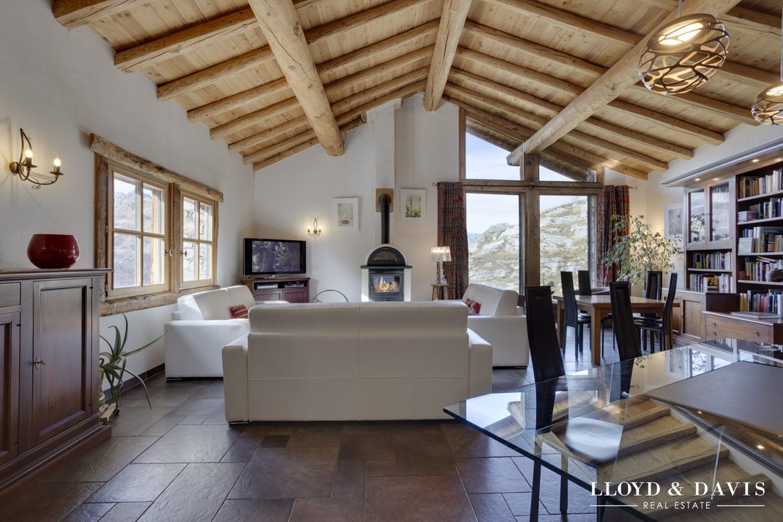 Chalet in Tignes, Auvergne-Rhône-Alpes, France 2 - 17936520