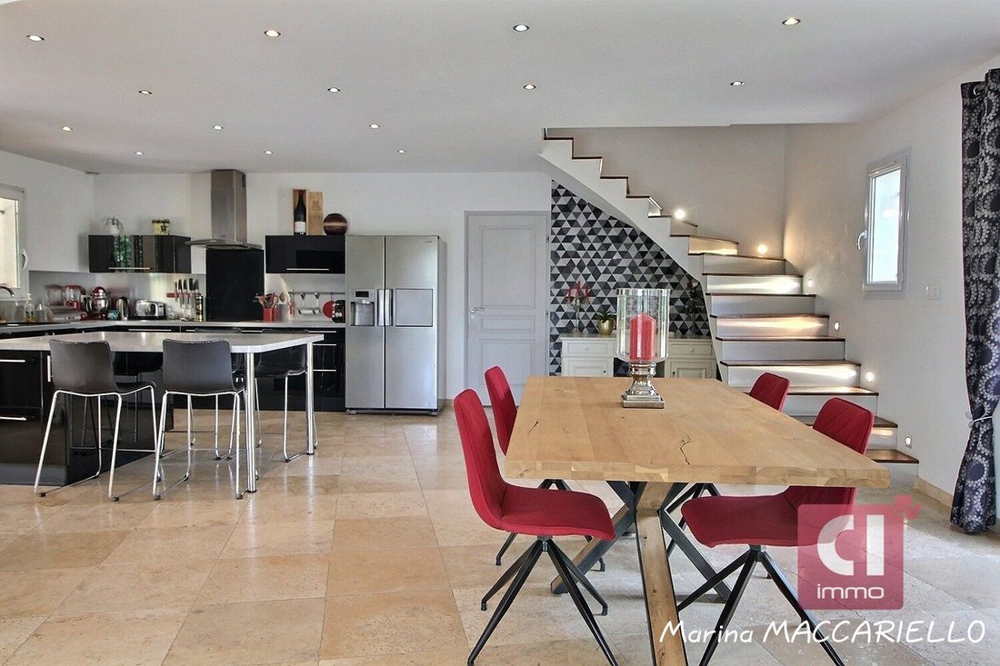 House in Forcalqueiret, Provence-Alpes-Côte d'Azur, France 4 - 16257913