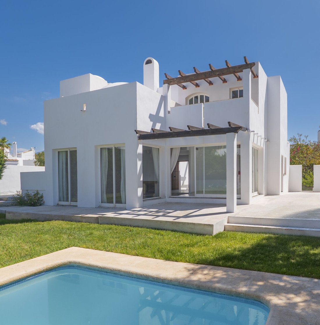 Villa in Puerto Banus, Marbella, Spain 1 - 17928072