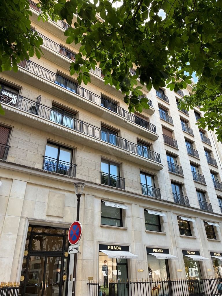 Apartment in Triangle d'Or, Paris 8e Arrondissement, Paris 2 - 17929422