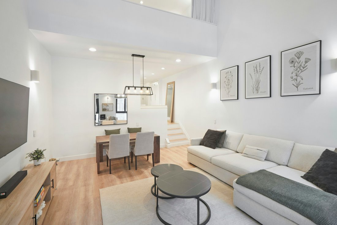 Condo in New York, New York, United States 4 - 17720572