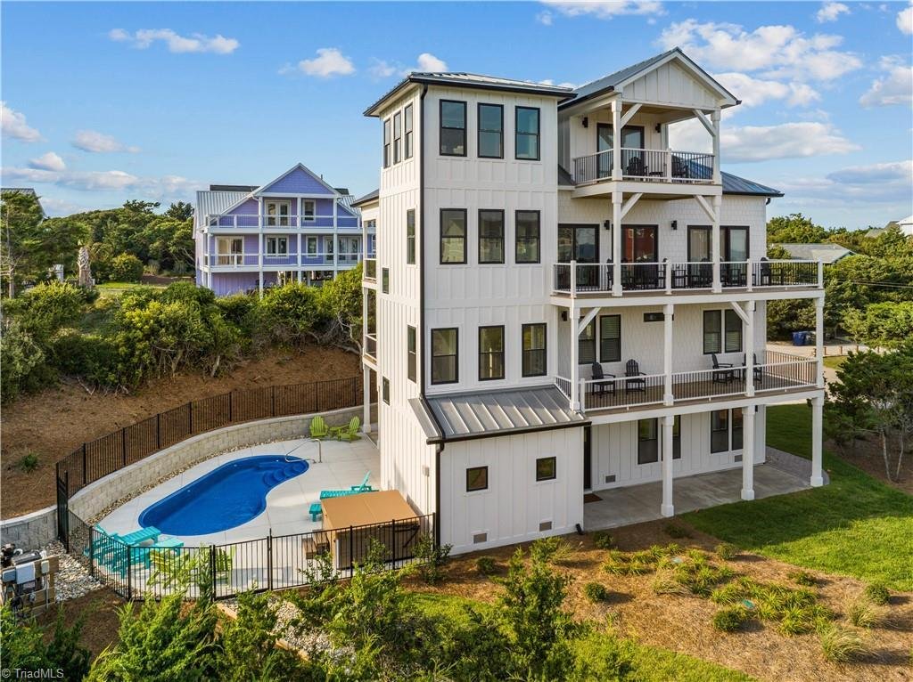 House in Emerald Isle, North Carolina, United States 3 - 17941282