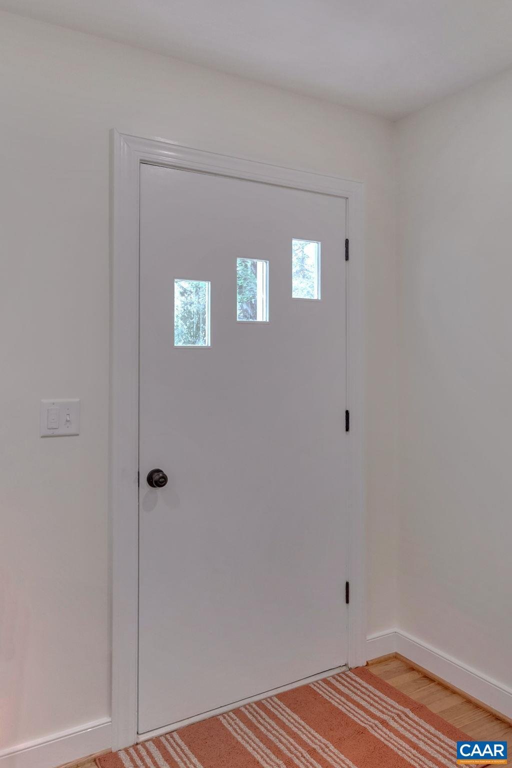 House in Charlottesville, Virginia, United States 3 - 17940438