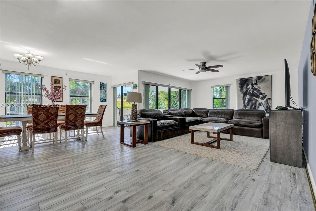 Co Op in Fort Lauderdale, Florida, United States 4 - 17933138