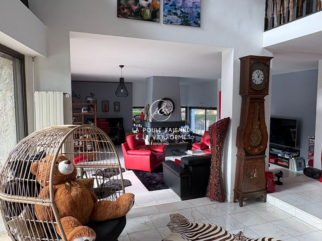 House in Montfort-l'Amaury, Ile-de-France, France 4 - 17073173