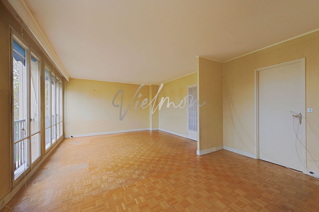 Apartment in Forêt, Saint-Germain-en-Laye, France 2 - 17540723