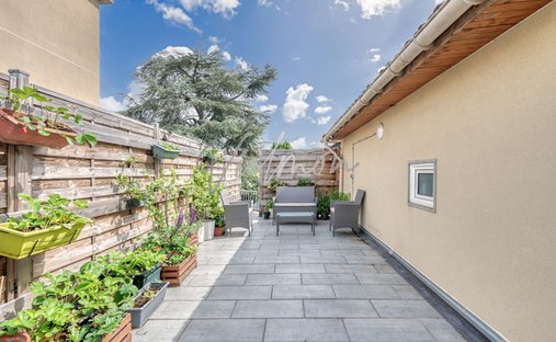 Apartment in Montesson, Ile-de-France, France 1