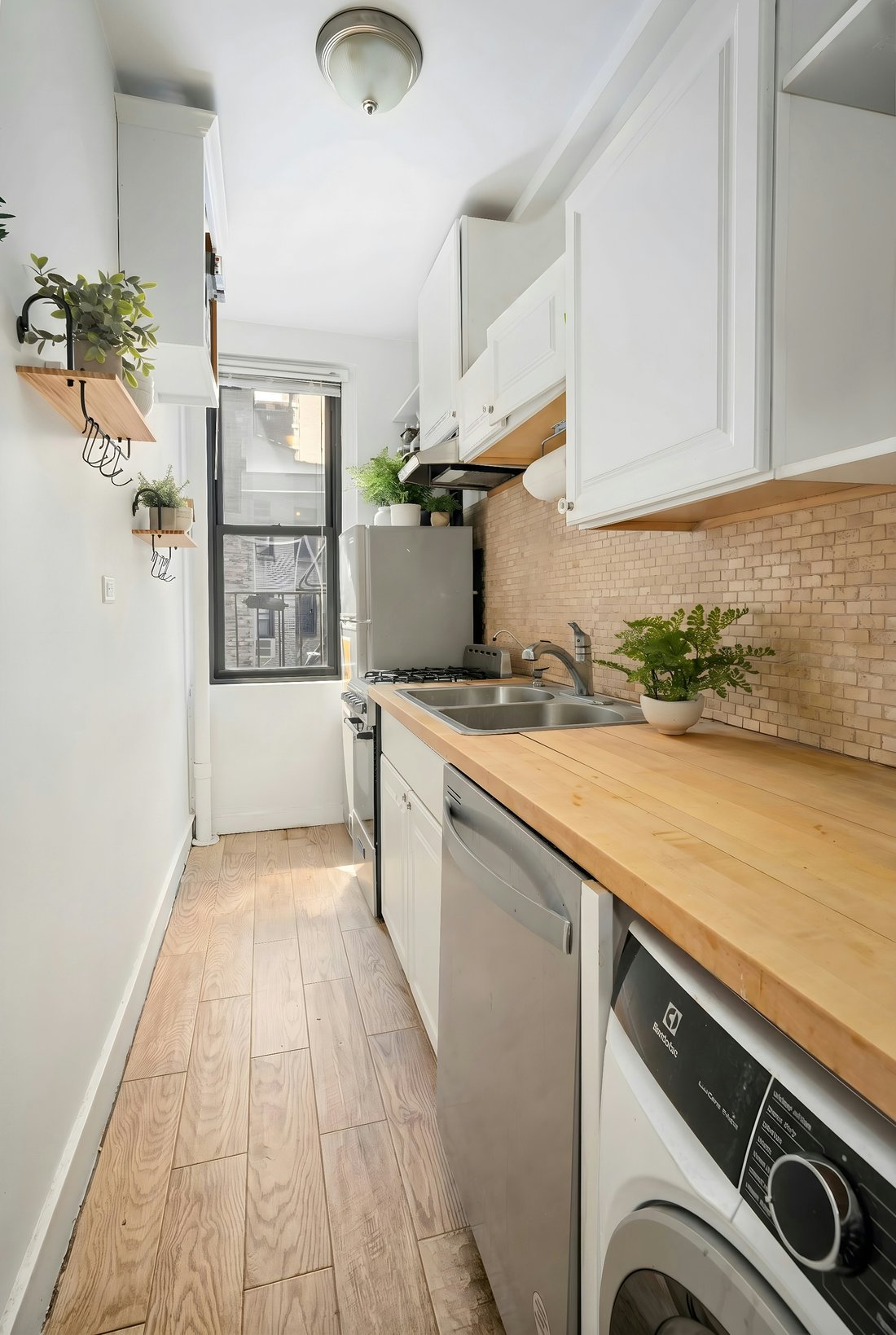 Co Op in New York, New York, United States 5 - 17847567