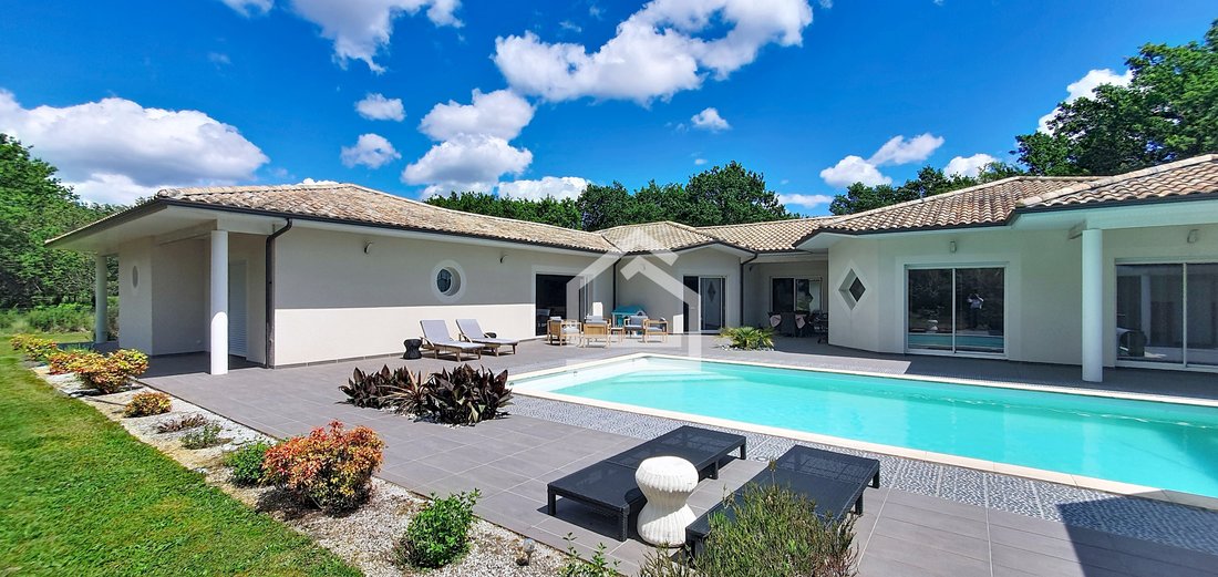 House in Hourtin, Nouvelle-Aquitaine, France 4 - 17134046