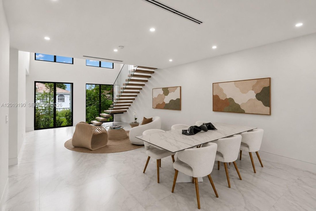 House in Miami, Florida, United States 4 - 17933126