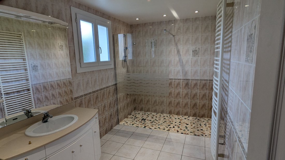 Villa in Domessin, Auvergne-Rhône-Alpes, France 5 - 17935287