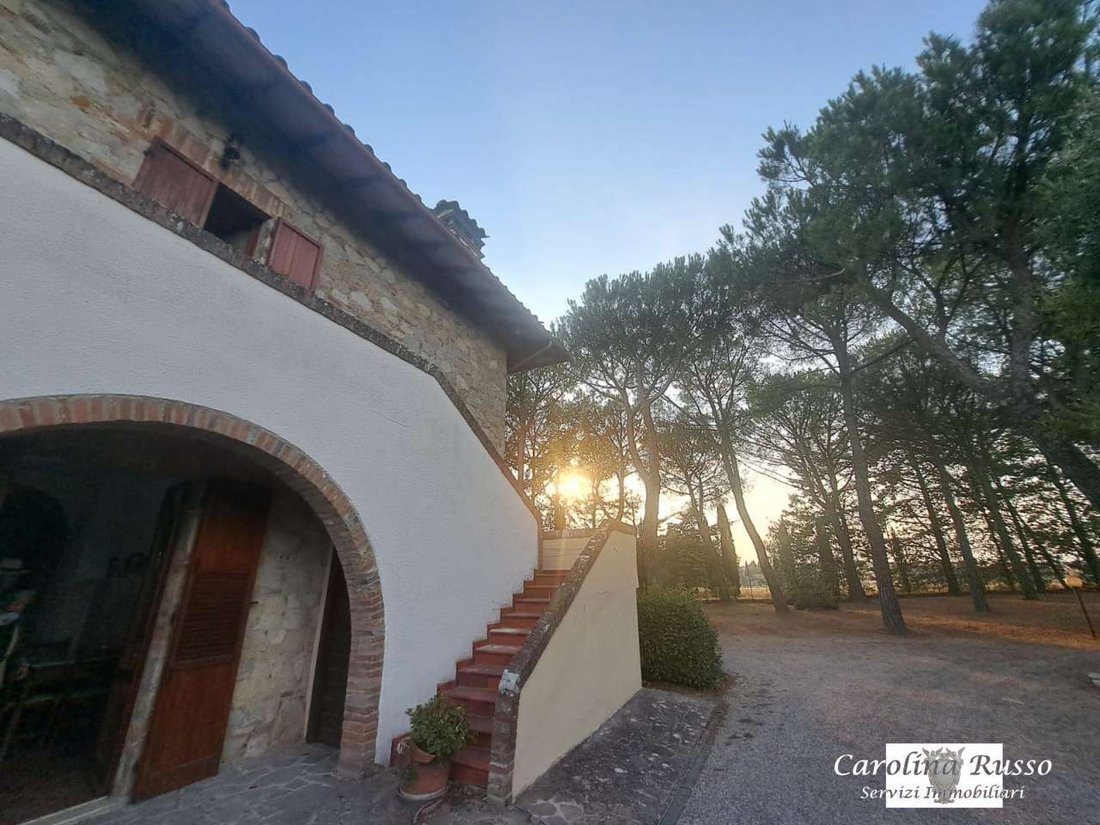 Country House in Castiglione del Lago, Umbria, Italy 2 - 16623016