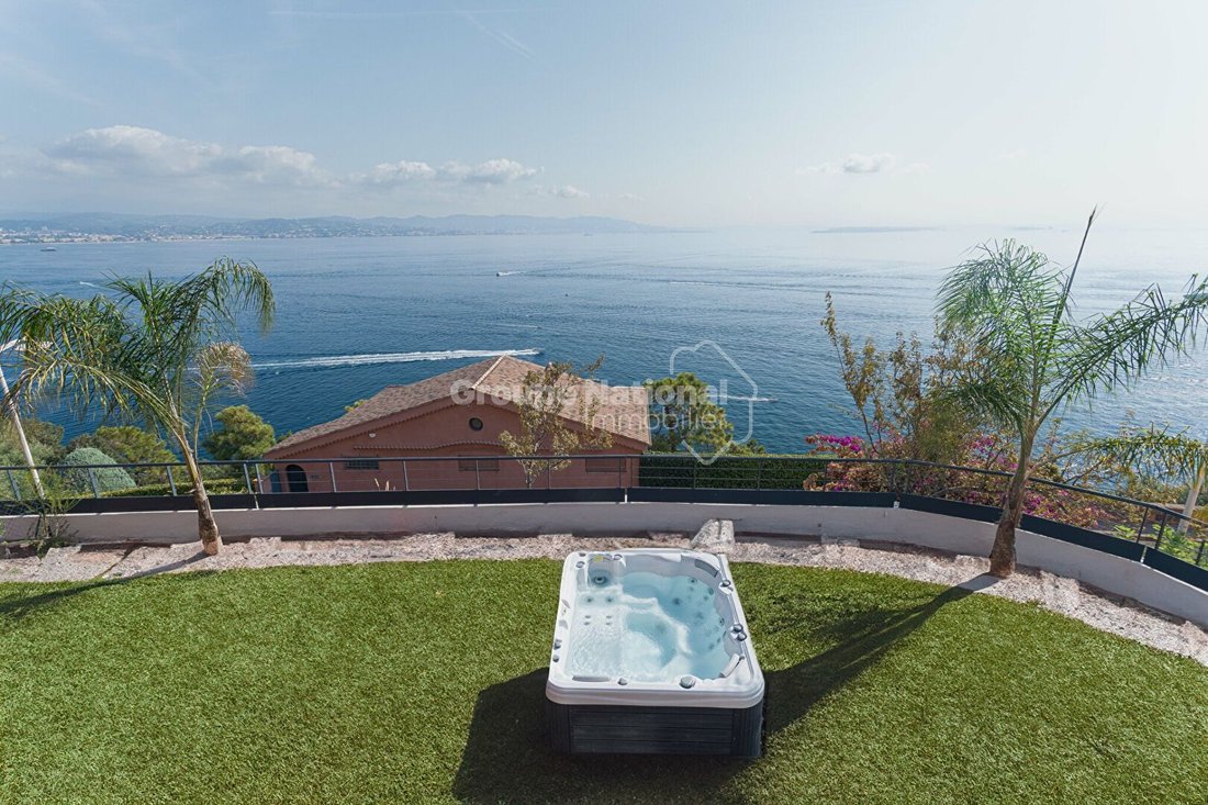 Apartment in Théoule-sur-Mer, Provence-Alpes-Côte d'Azur, France 2 - 15689657