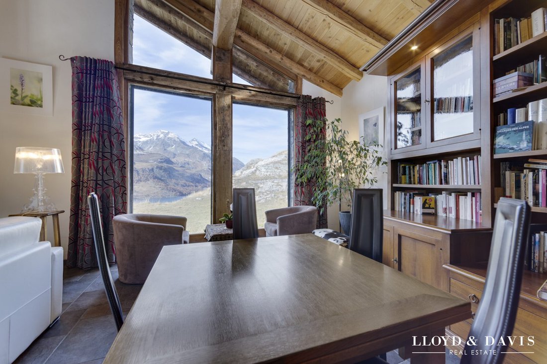 Chalet in Tignes, Auvergne-Rhône-Alpes, France 3 - 17936520