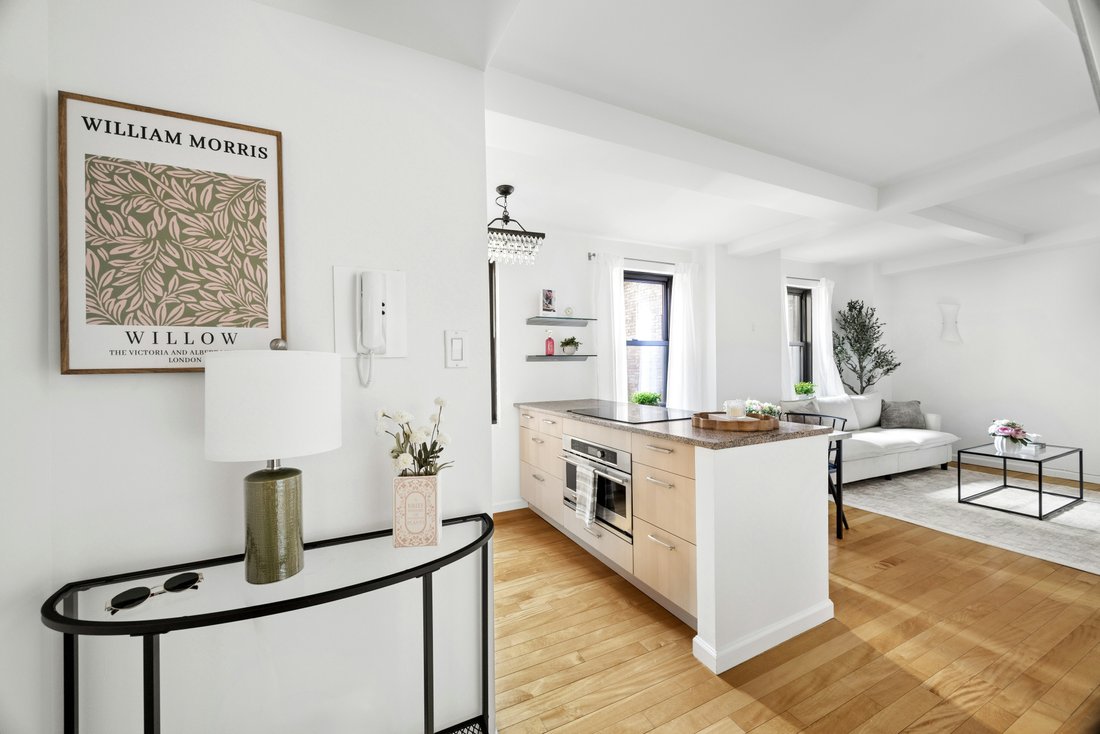 Co Op in New York, New York, United States 3 - 17667066