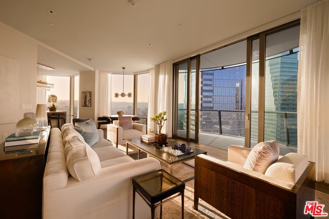 Condo in Los Angeles, California, United States 1 - 17930099