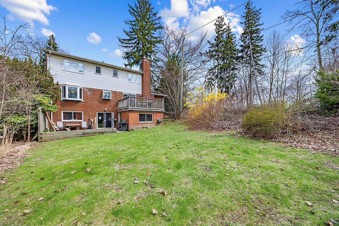 House in Mississauga, Ontario, Canada 4 - 17932189