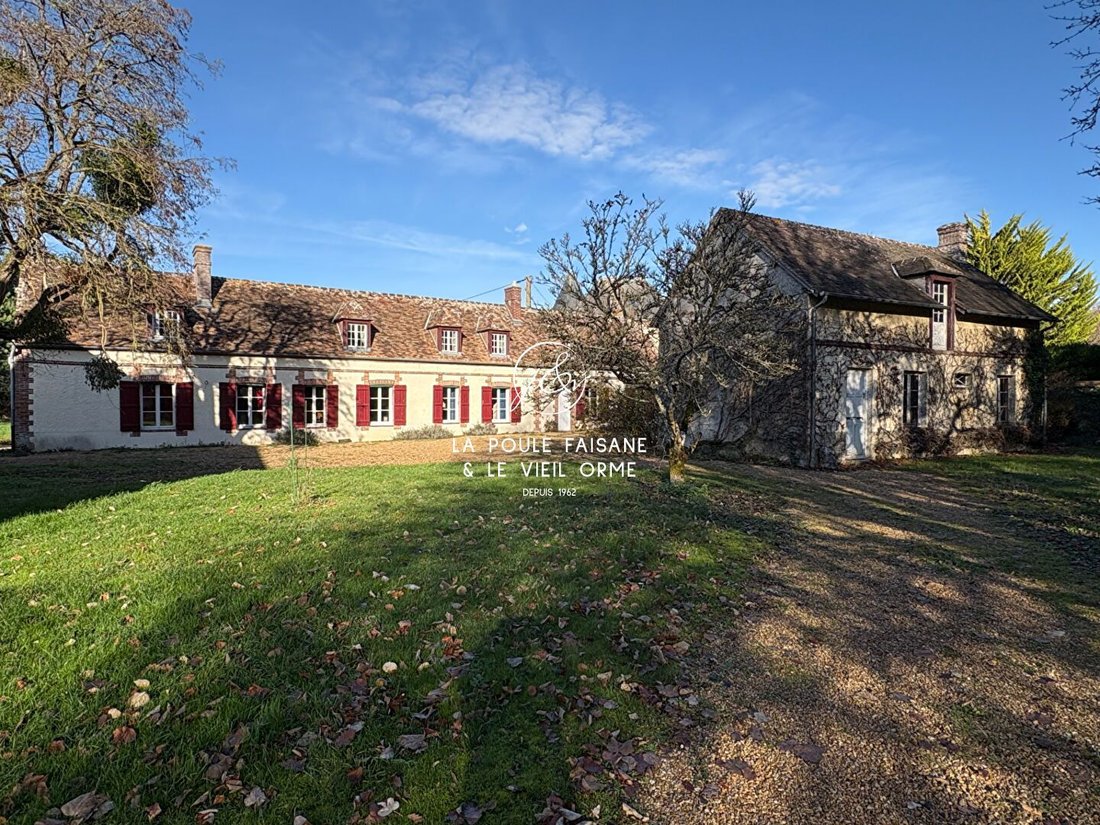 House in Houdan, Ile-de-France, France 1 - 16661624