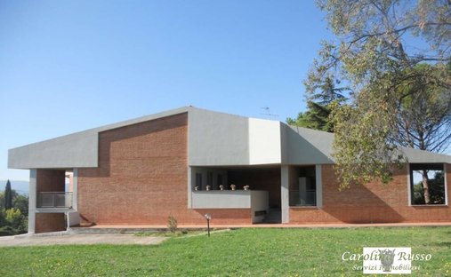 Villa in Historisches Zentrum, Terni, Umbrien 1