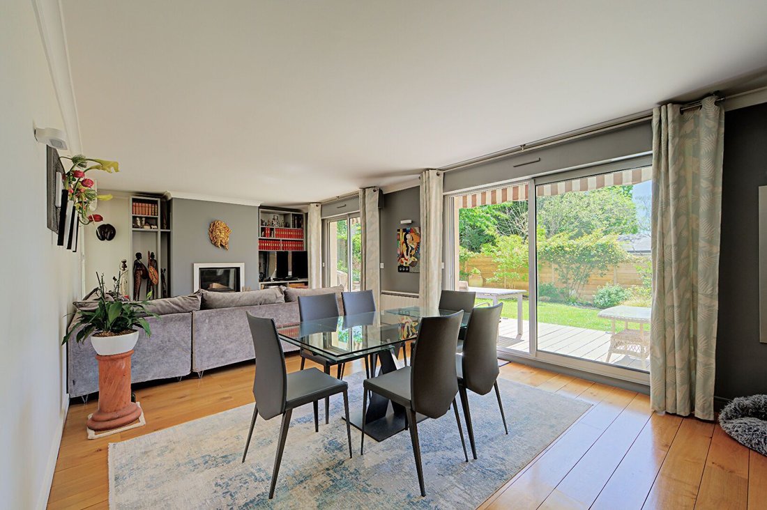 Apartment in Forêt, Saint-Germain-en-Laye, France 5 - 17891046