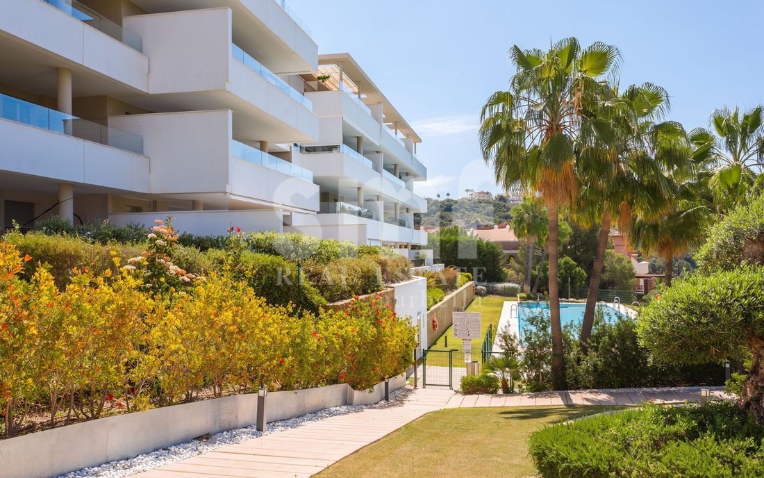 Apartment in Benahavis, Andalusia, Spain 1 - 17932882