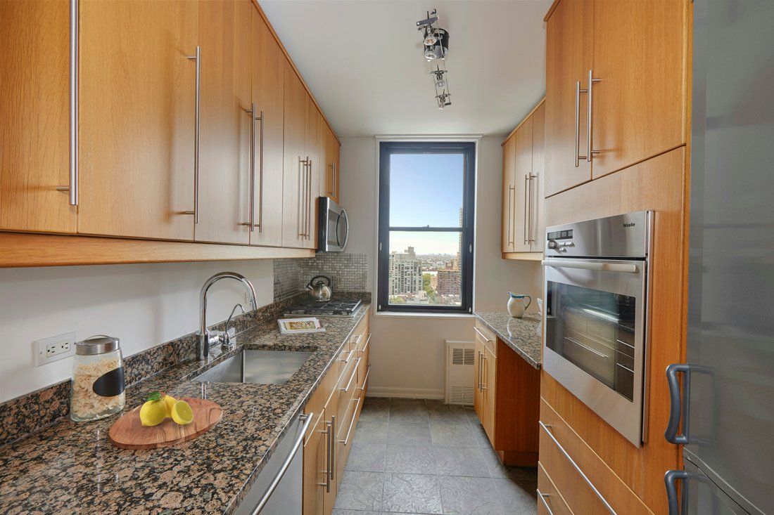 Co Op in New York, New York, United States 5 - 17813759