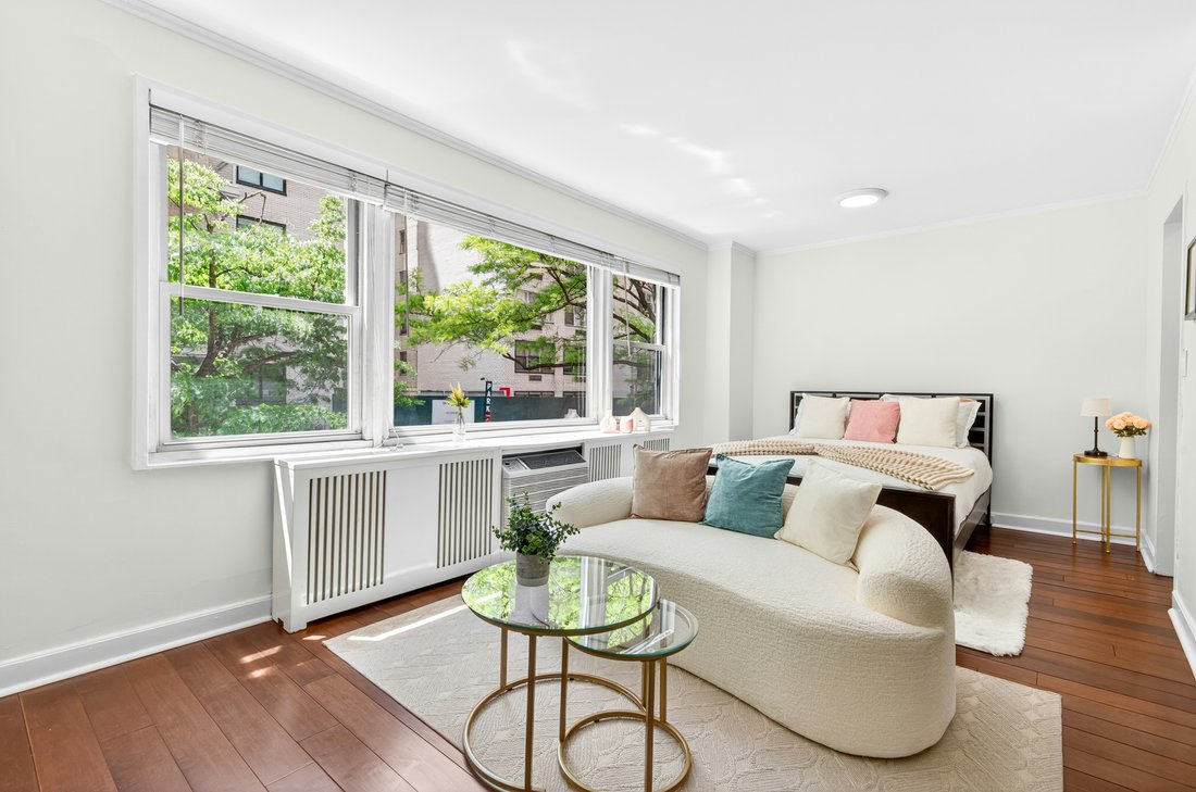 Co Op in New York, New York, United States 2 - 17910031