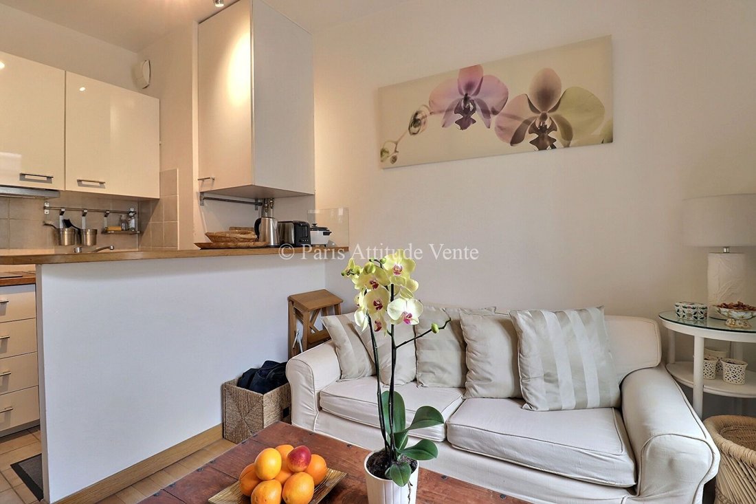 Apartment in Odéon, Paris 6e Arrondissement, Paris 4 - 17837118