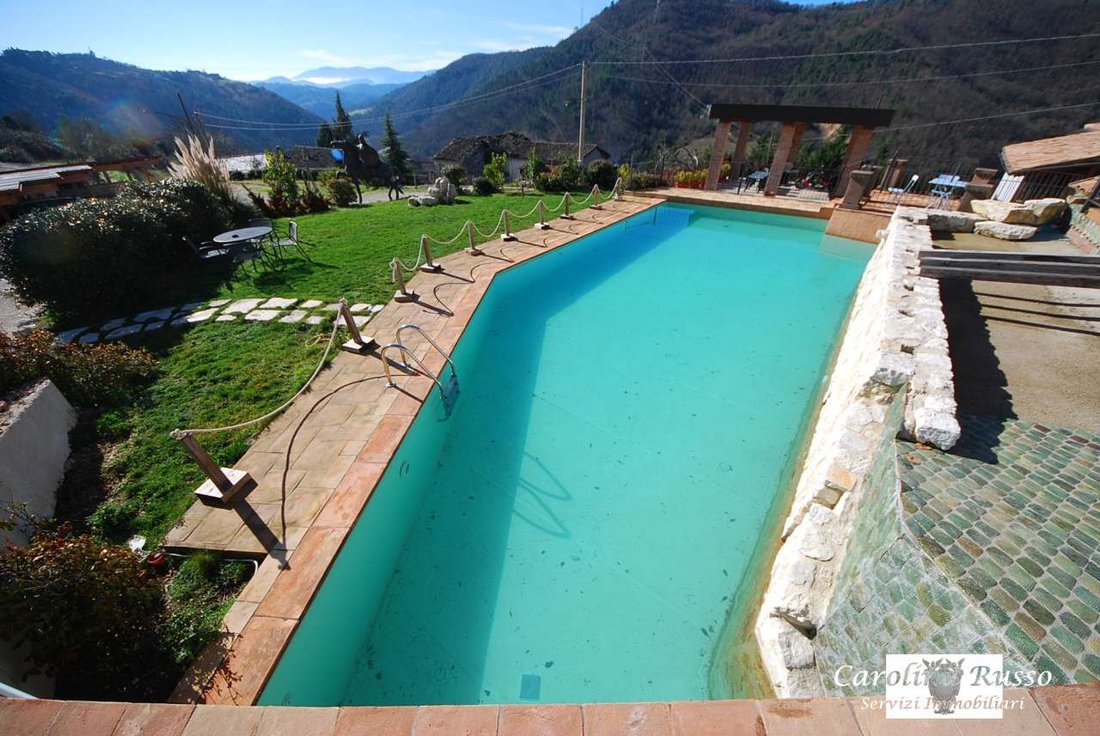 Country House in Spoleto, Umbria, Italy 4 - 16622913