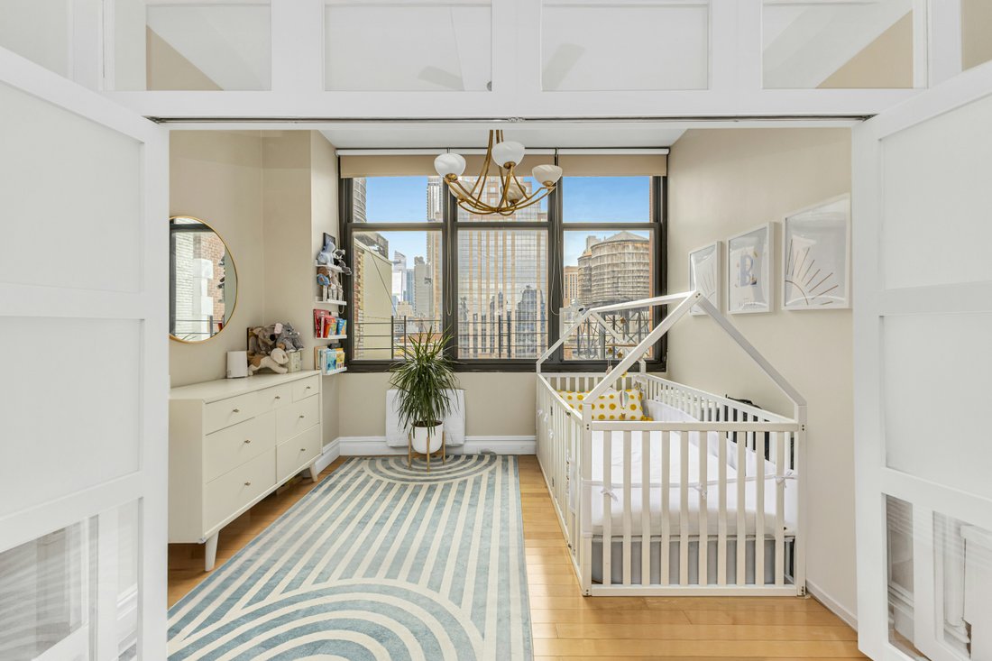 Co Op in New York, New York, United States 2 - 17502656