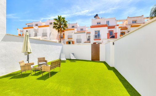 Townhouse in Casares, Andalusia, Spain 1