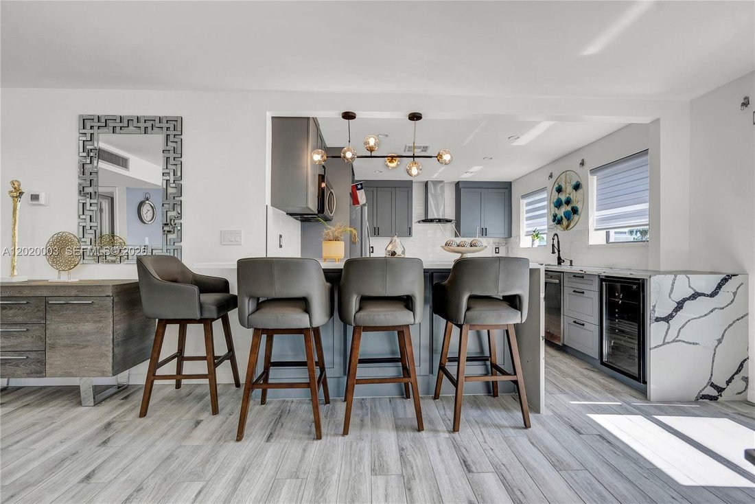 Co Op in Fort Lauderdale, Florida, United States 1 - 17933138