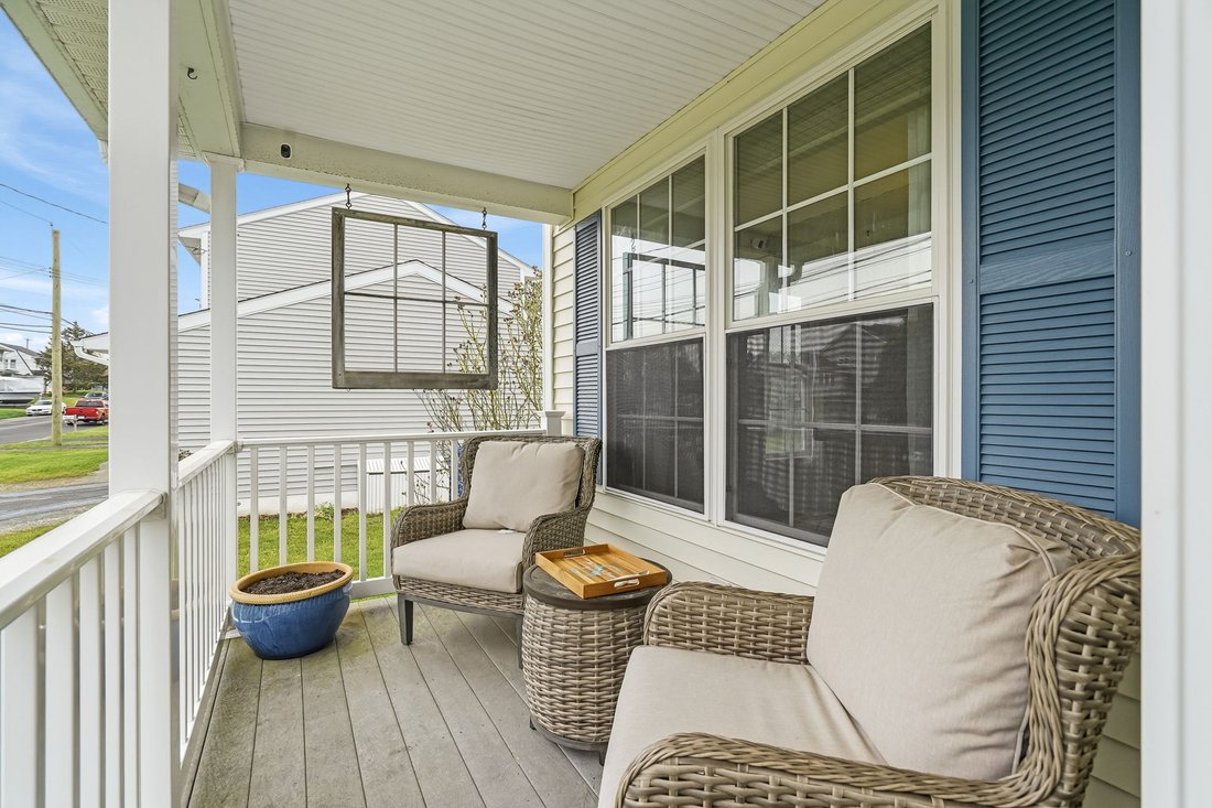 House in Stratford, Connecticut, United States 3 - 17930580