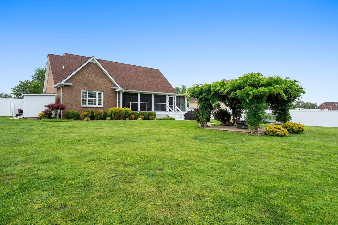 House in McMinnville, Tennessee, United States 1 - 17929047