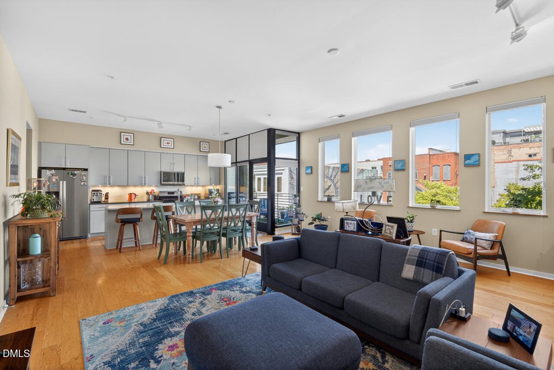 Condo in Durham, North Carolina, United States 2 - 17929178