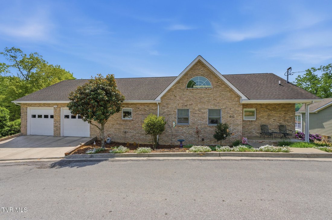 House in Bristol, Tennessee, United States 1 - 17945393
