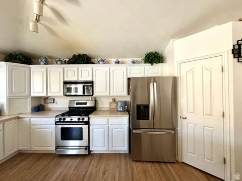 House in Taylorsville, Utah, United States 4 - 17942474