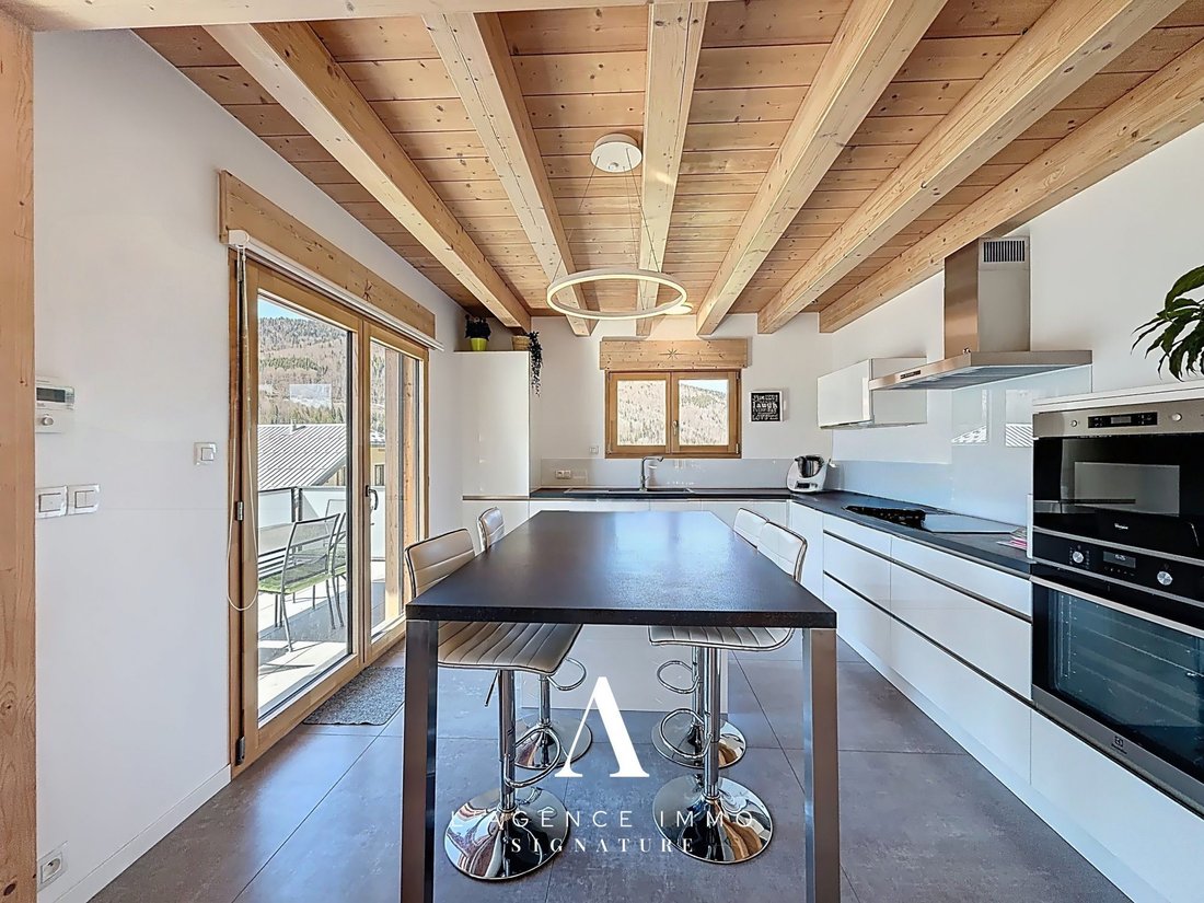 Chalet in Mijoux, Auvergne-Rhône-Alpes, France 4 - 17941918