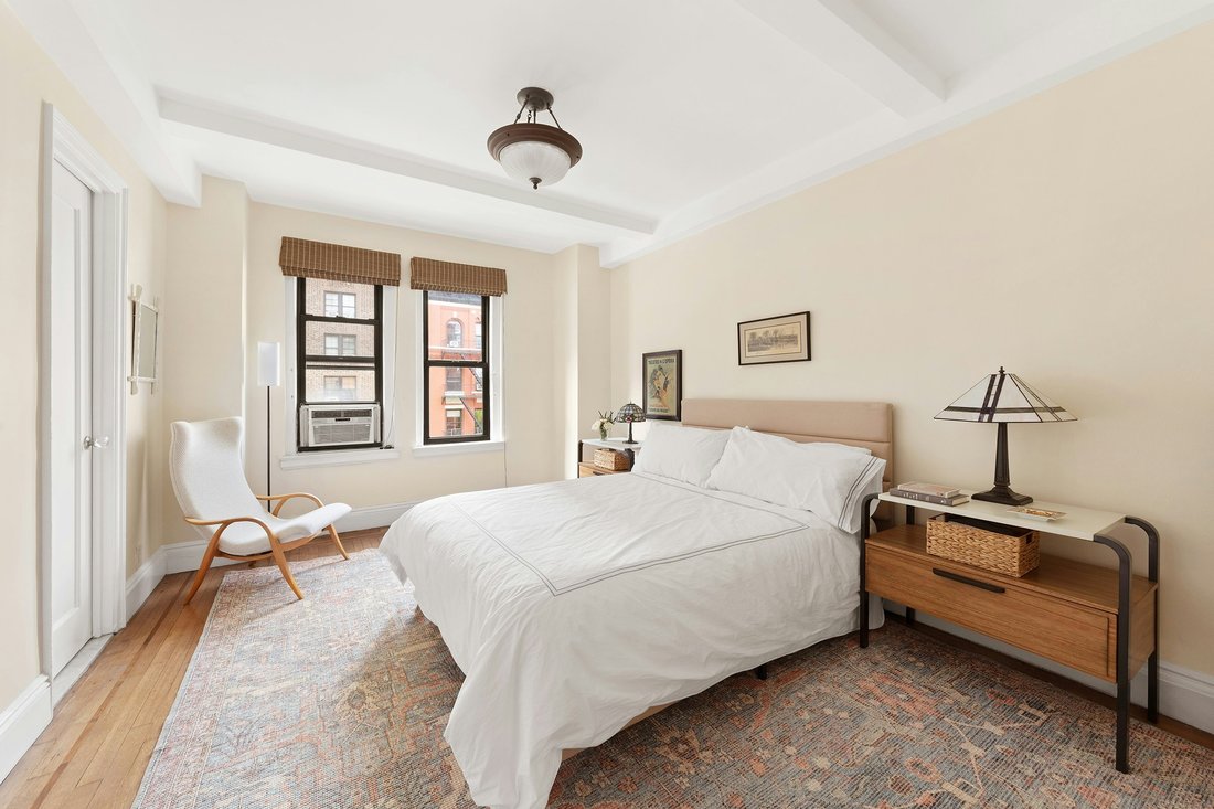 Co Op in New York, New York, United States 4 - 17847678