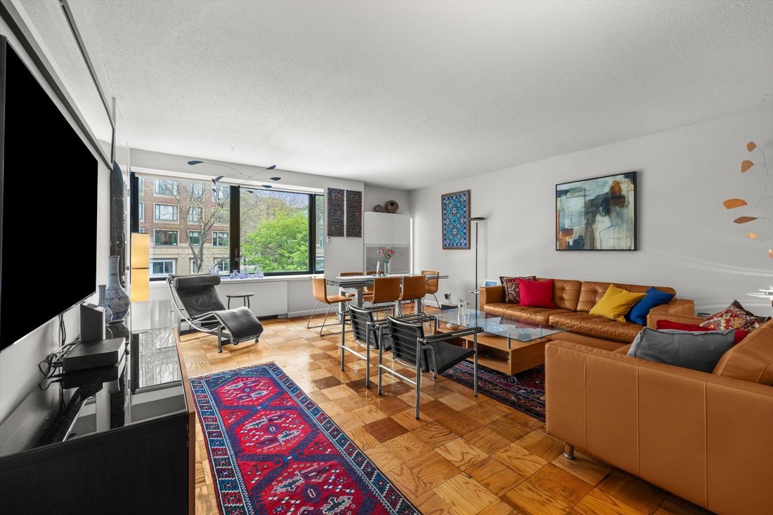 Condo in Boston, Massachusetts, United States 5 - 17945086