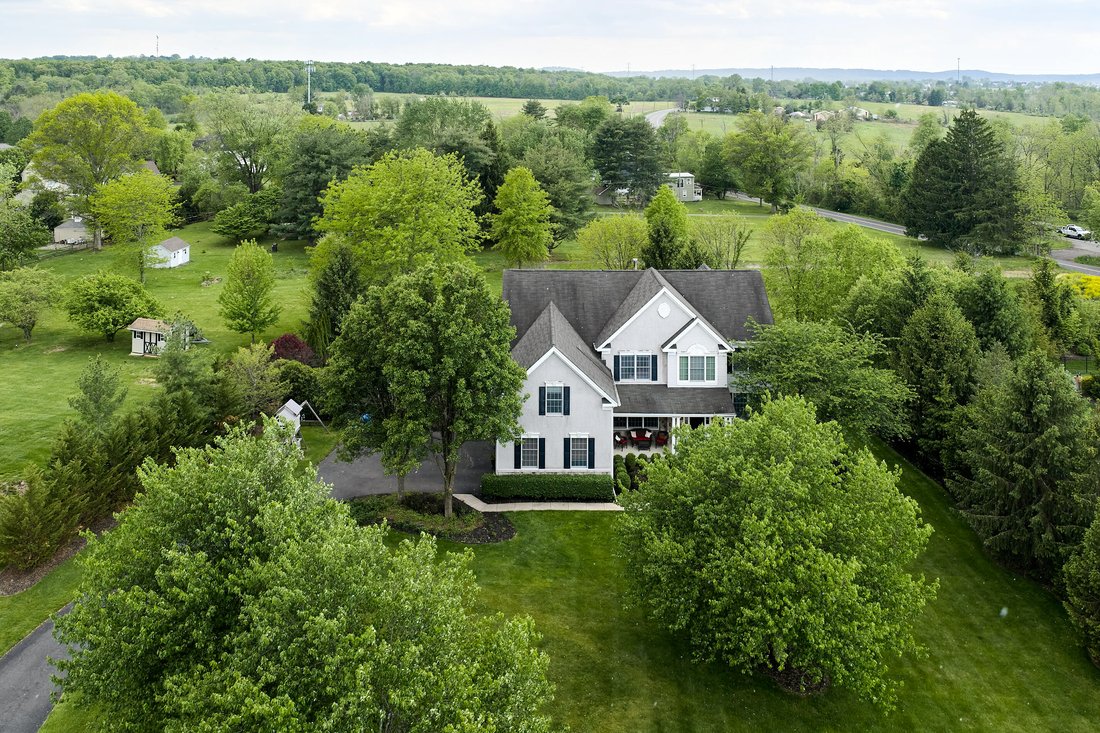 Lambertville, New Jersey, United States 2 - 17945258