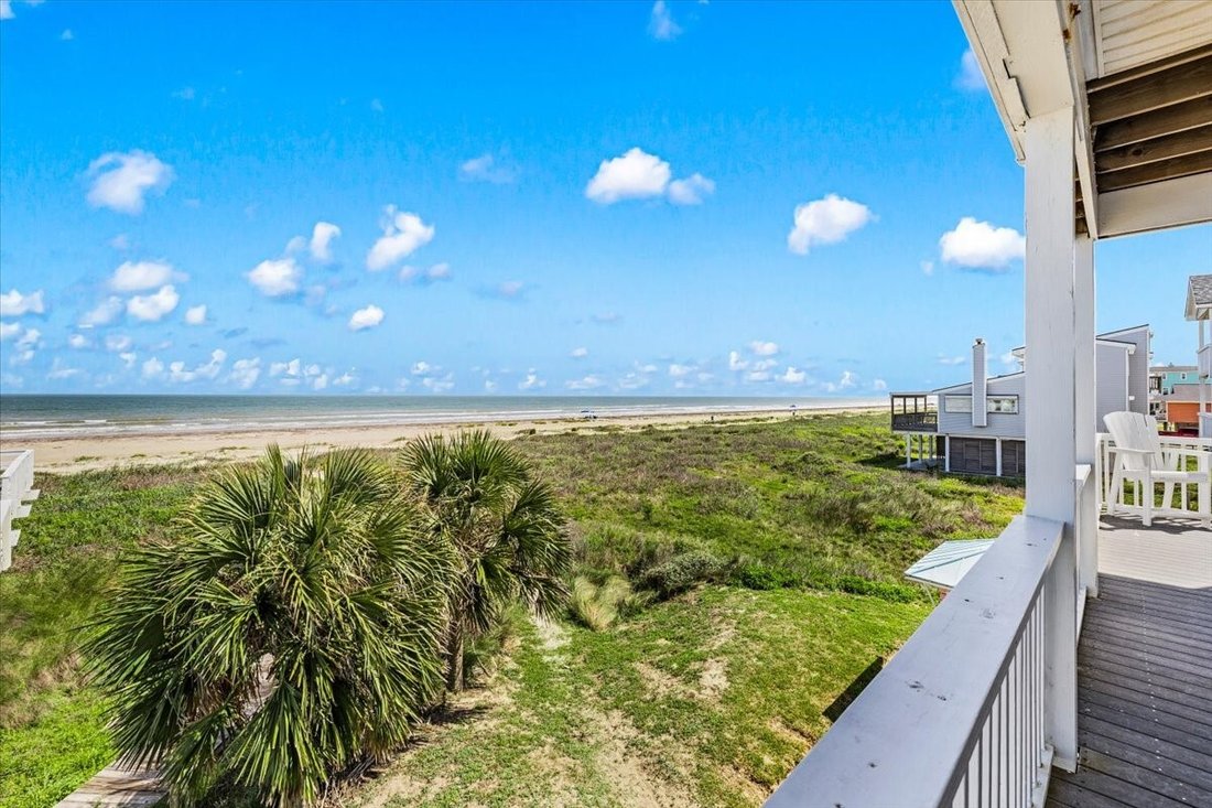 House in Galveston, Texas, United States 3 - 17931453