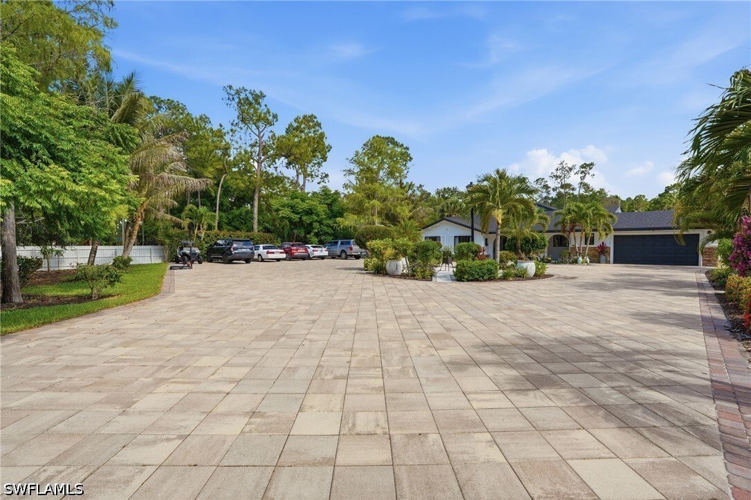 House in Naples, Florida, United States 2 - 17932975