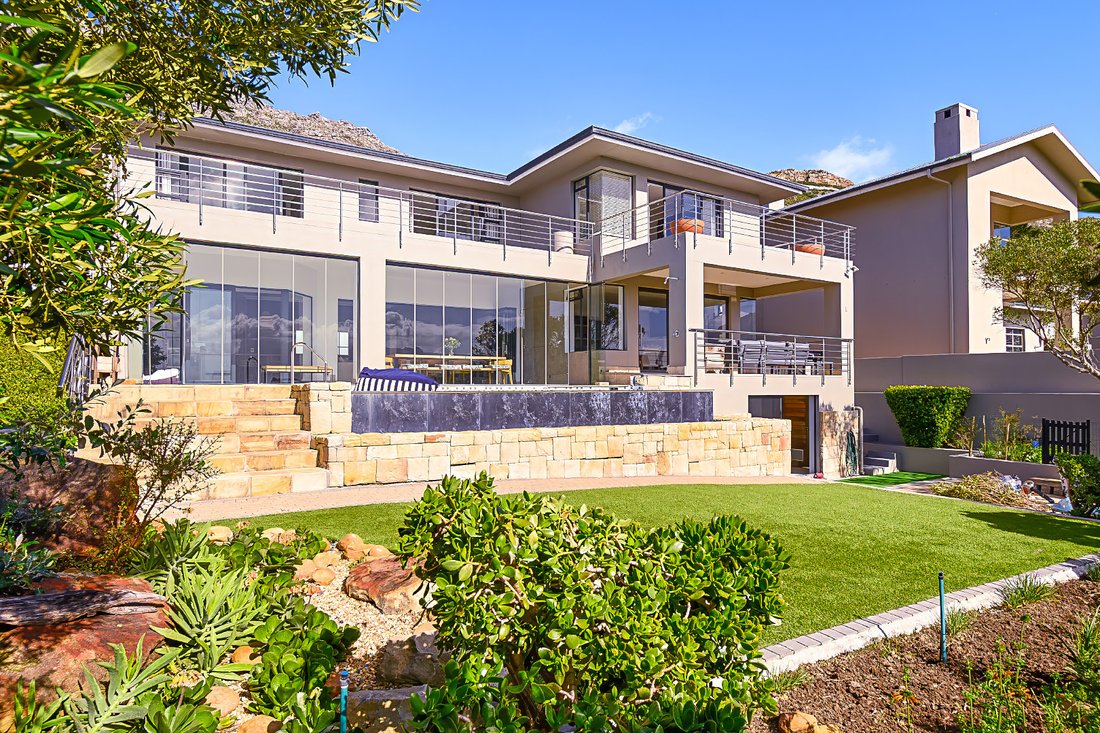 House in Tokai, Muizenberg Mountains, Cape Town 2 - 17810806